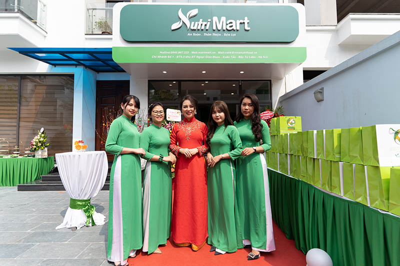 Vinapharma - Group hướng đến 10.000 siêu thị NutriMart trong 5 năm tới.